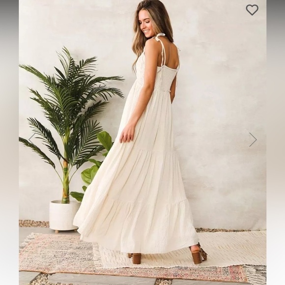 WISHLIST Apparel Textured Gauze Maxi Dress Ivory Sz M Vibe For Me NWT - Picture 3 of 6
